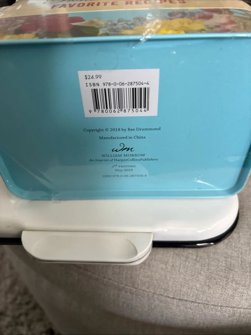 The Pioneer Woman Blue & Red Floral Favorite Recipes Tin